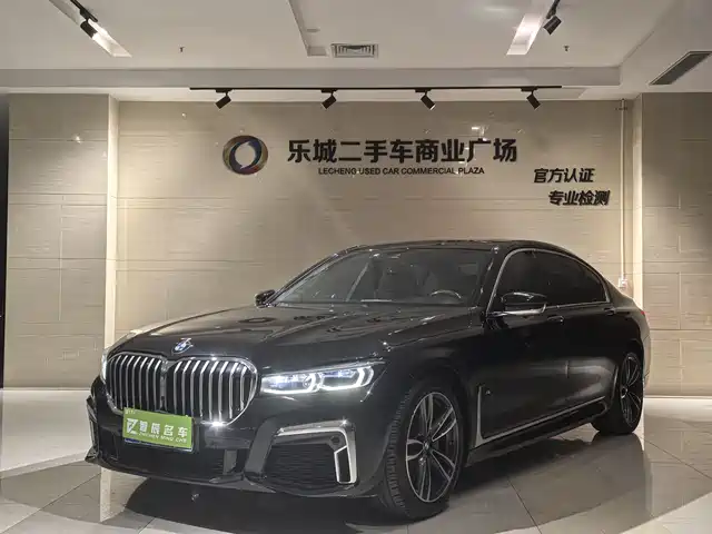 BMW 7 SERIES