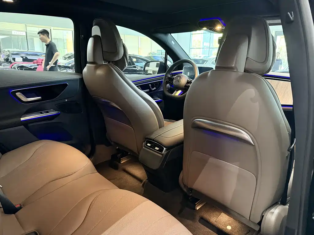 Mercedes-Benz EQE SUV 2024 500 4MATIC Luxury