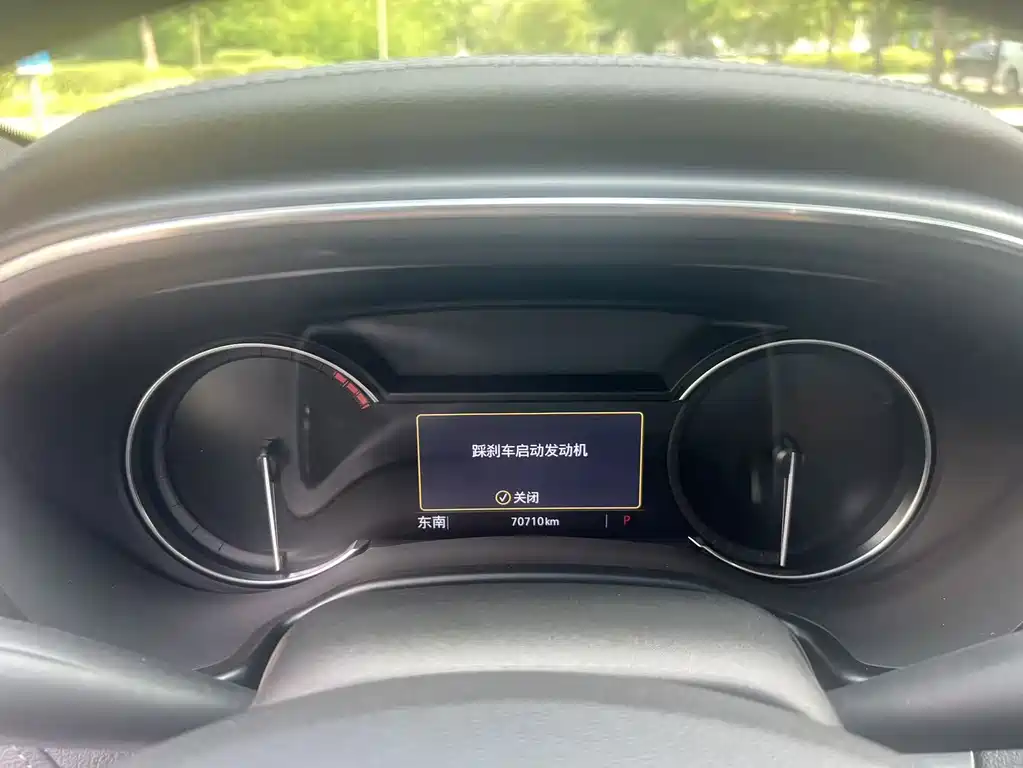 Cadillac CT5 28T Luxury Type, фото 15