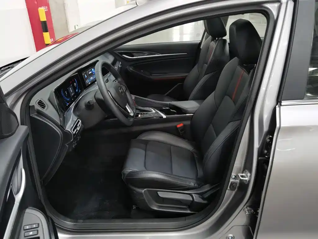 Changan Eado — миниатюра 10