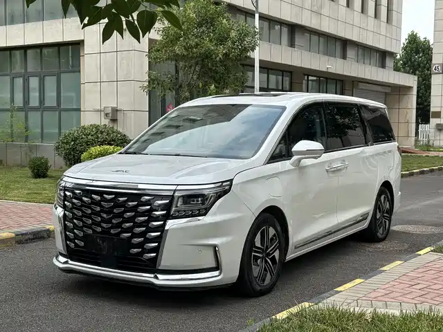 2025 JAC RF8(Refine)