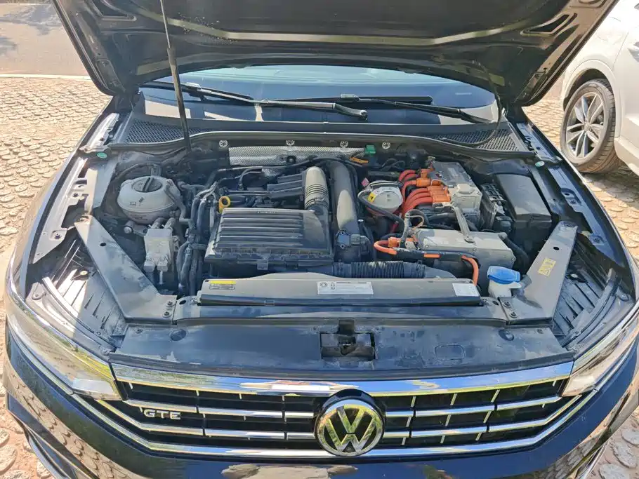 Volkswagen Magotan PHEV — миниатюра 10
