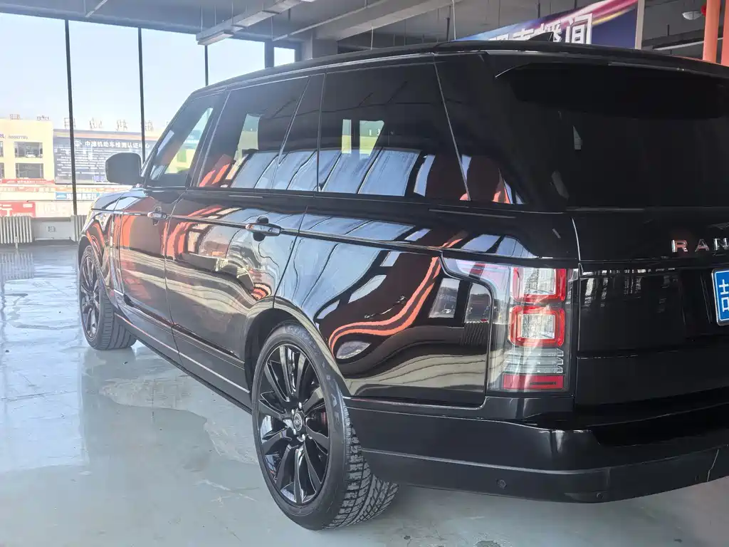 Land Rover Range Rover — миниатюра 12