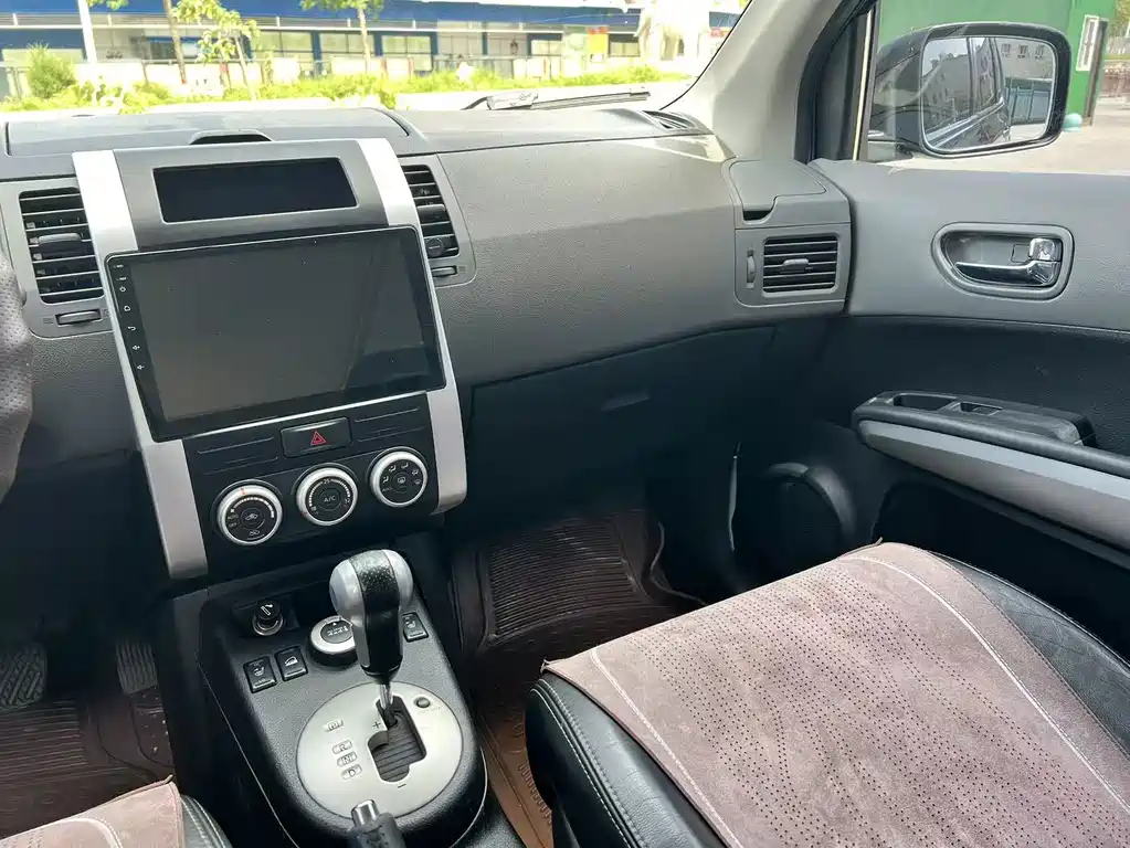Nissan X-Trail 2012 2.5L CVT Luxury 4WD