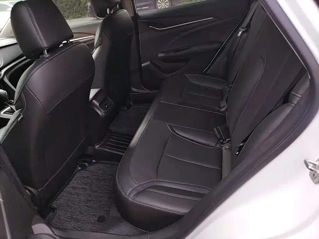 Buick Excelle — миниатюра 17