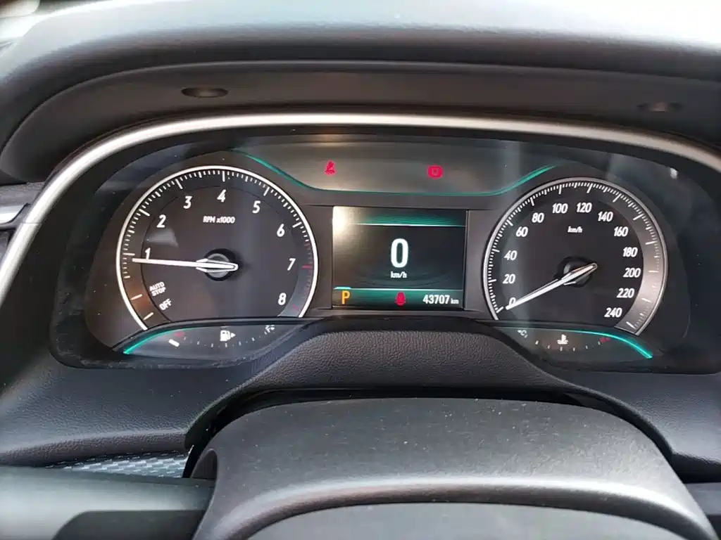 Buick Excelle — миниатюра 12