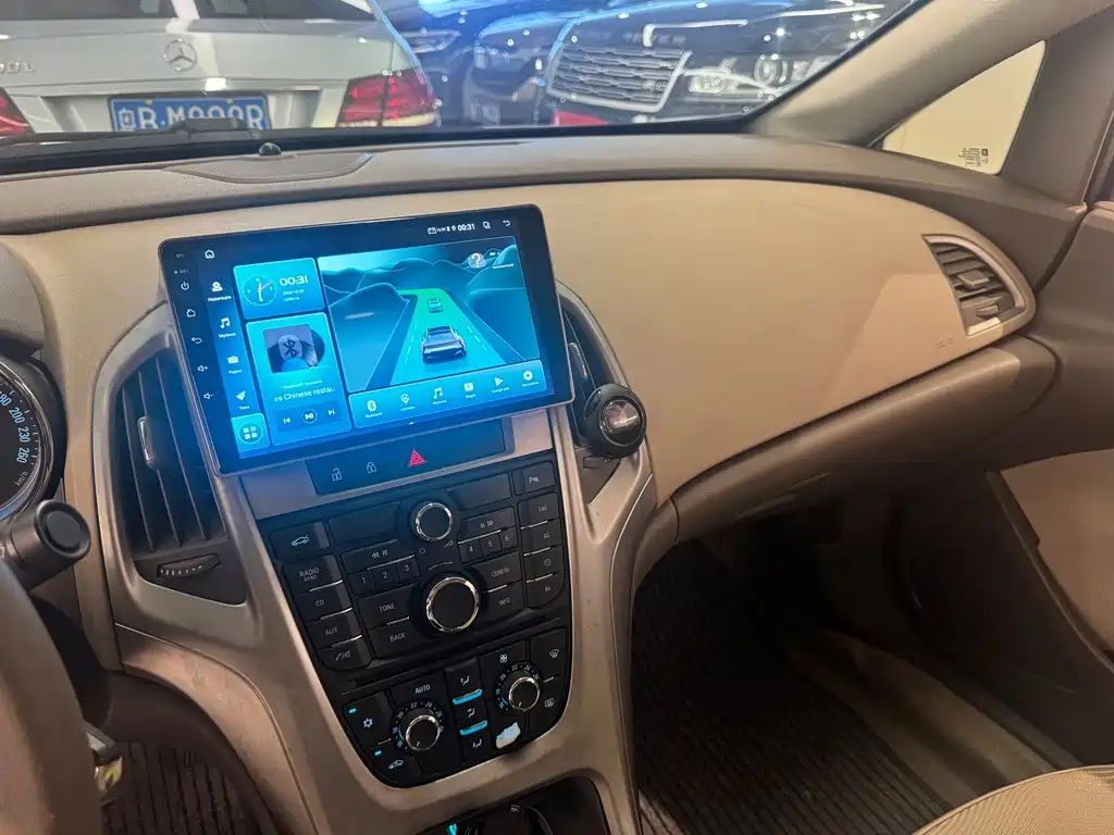 Buick Excelle — миниатюра 13