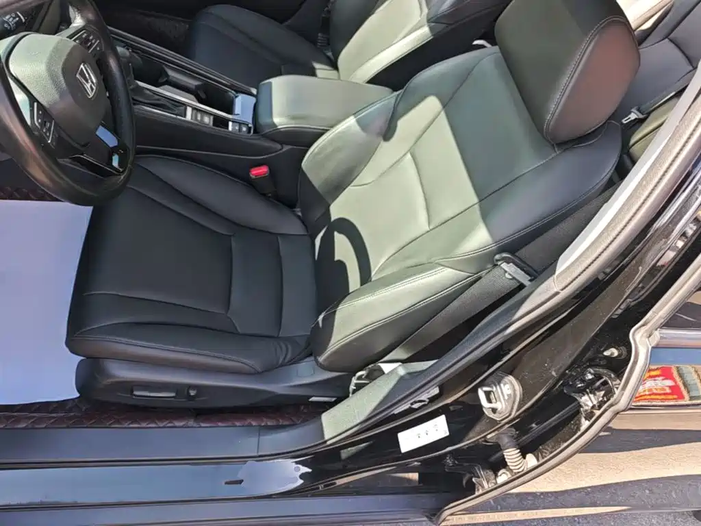 Honda Accord — миниатюра 15