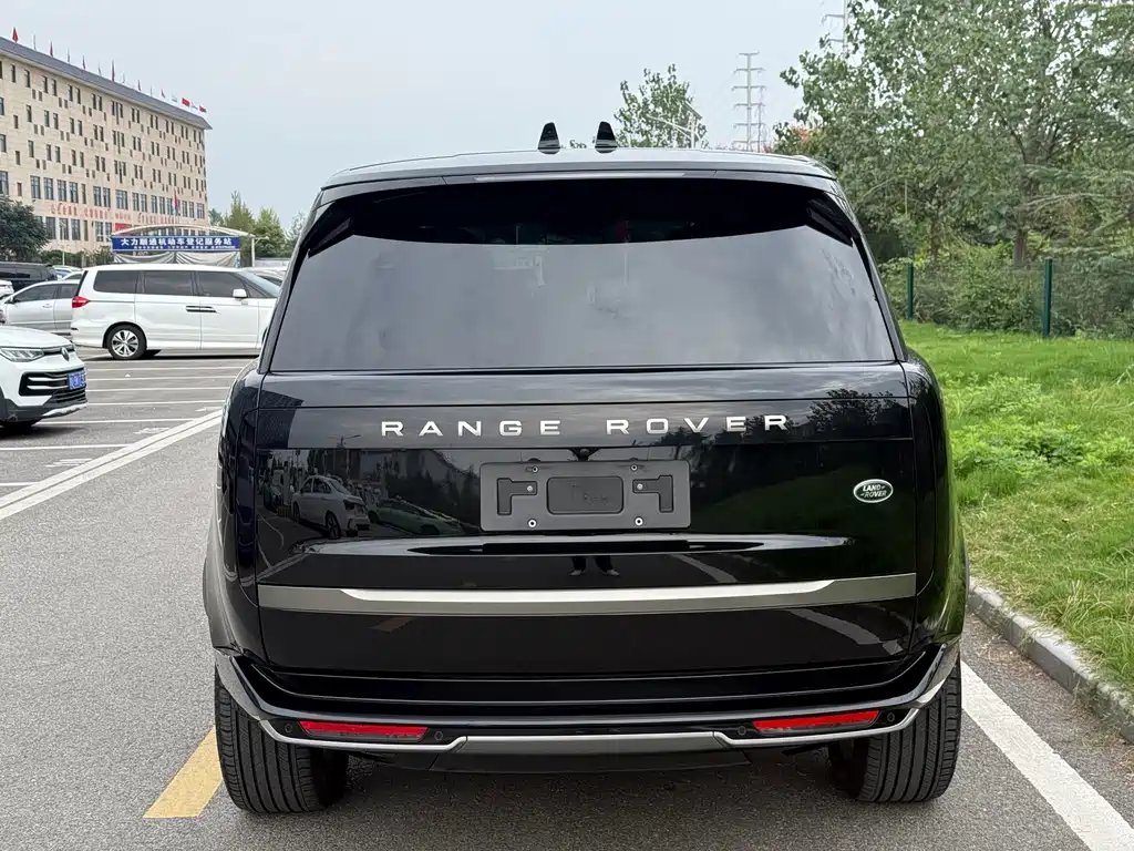 Land Rover Range Rover — миниатюра 14
