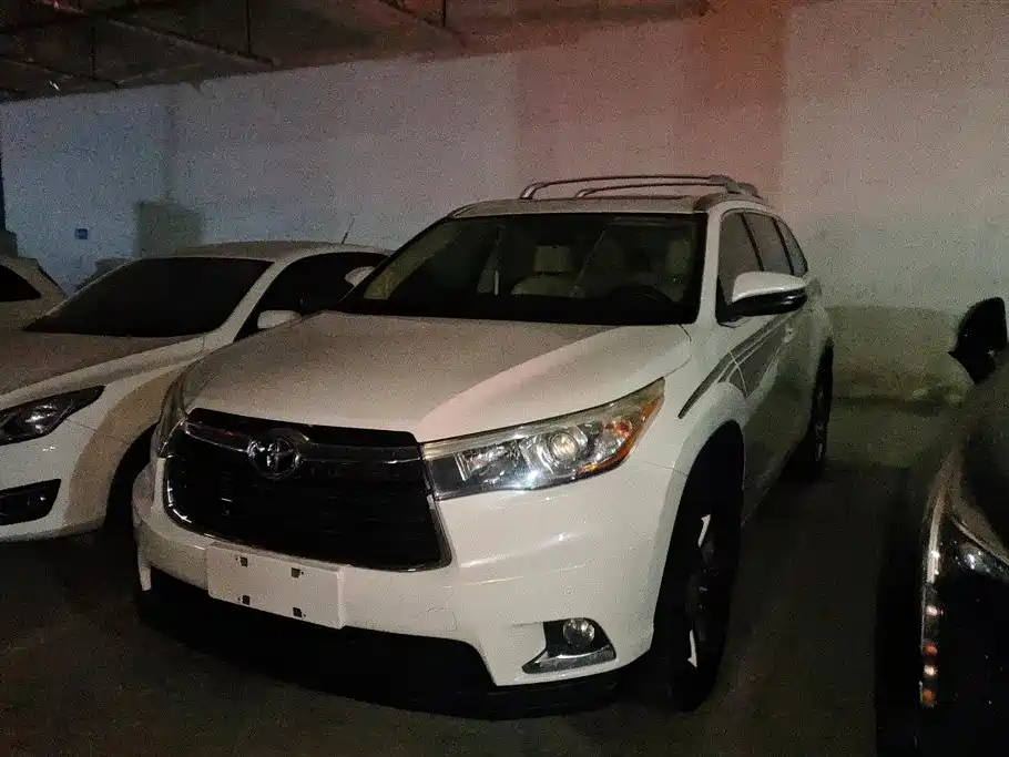 Toyota Highlander 2015
