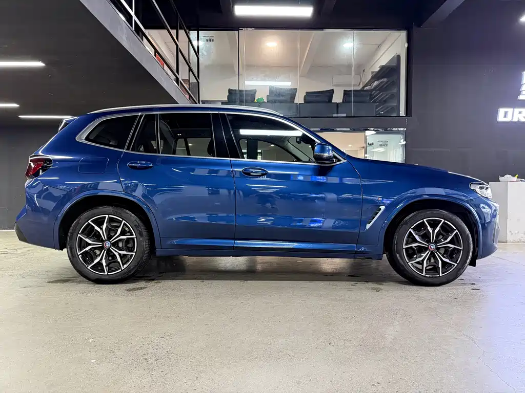 BMW X3 — миниатюра 10