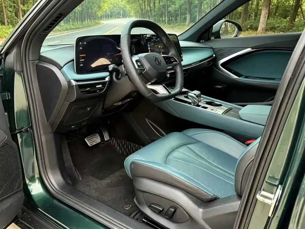 MG 7 2023 1.5T DCT Luxury