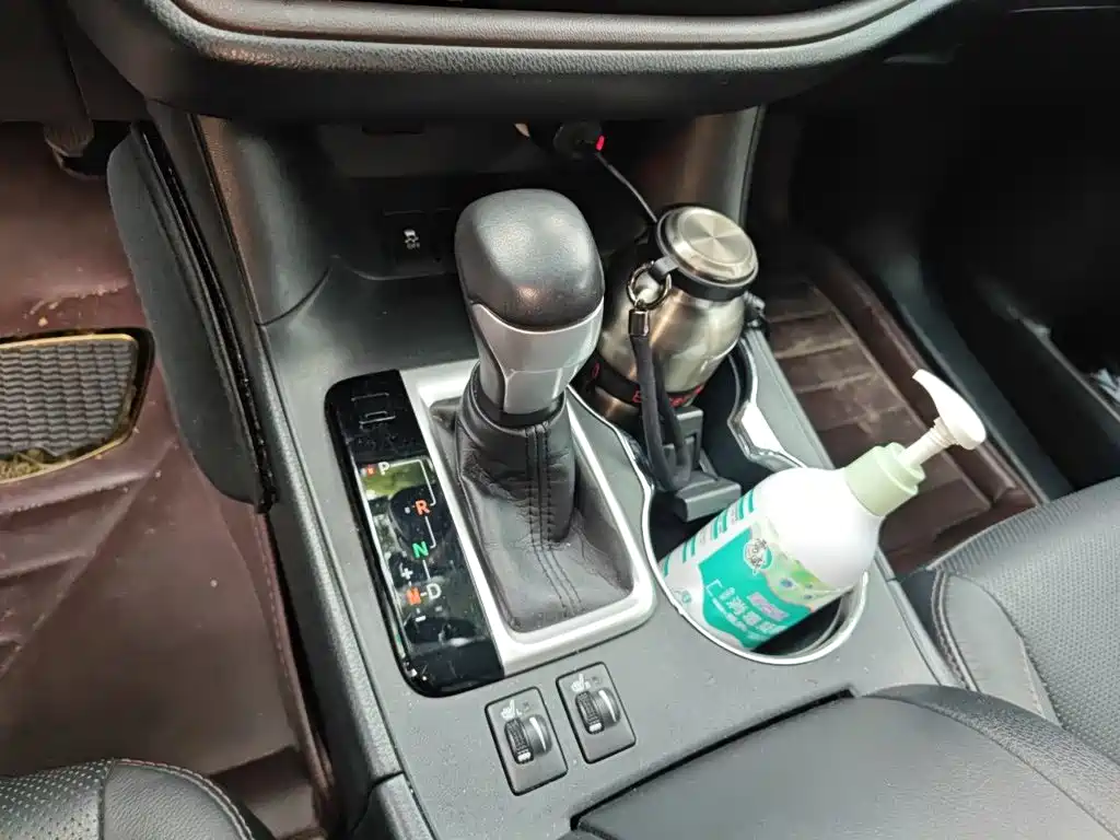 Toyota Highlander — миниатюра 10