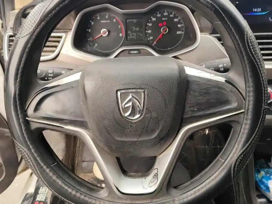 Baojun 310W — миниатюра 15