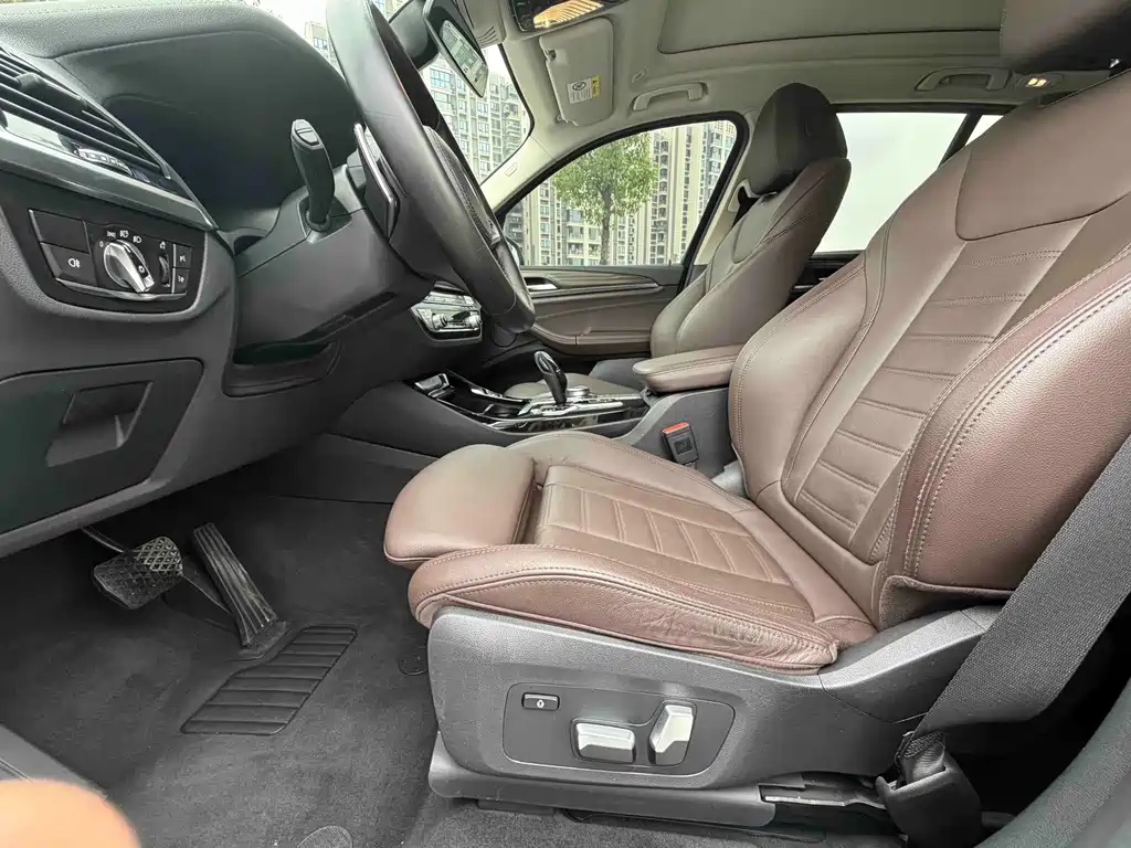 BMW X3 — миниатюра 4