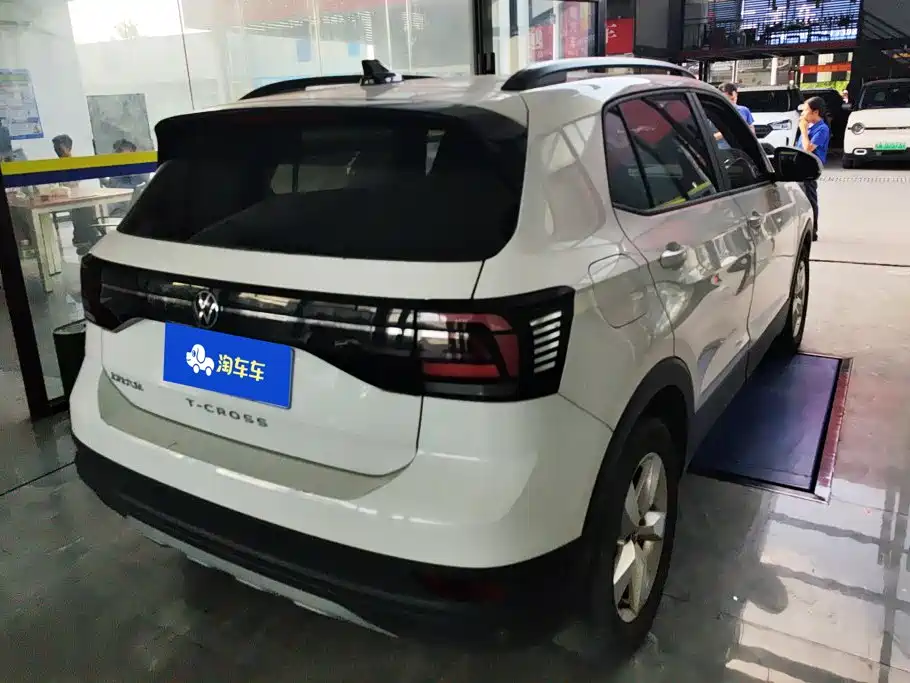 Volkswagen T-Cross — миниатюра 3
