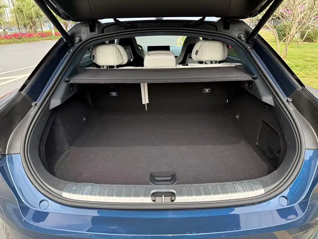 ZEEKR EXTREME KRYPTON 001