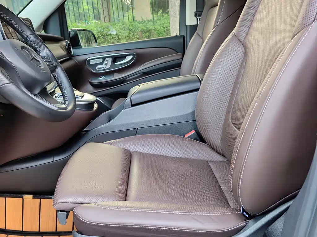 Mercedes-Benz V-Class V 2022 V 260 L Luxury