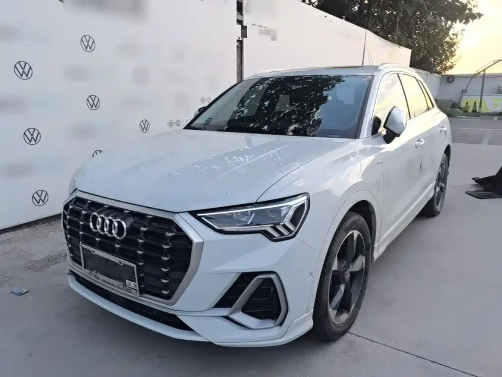 Audi Q3 — миниатюра 2