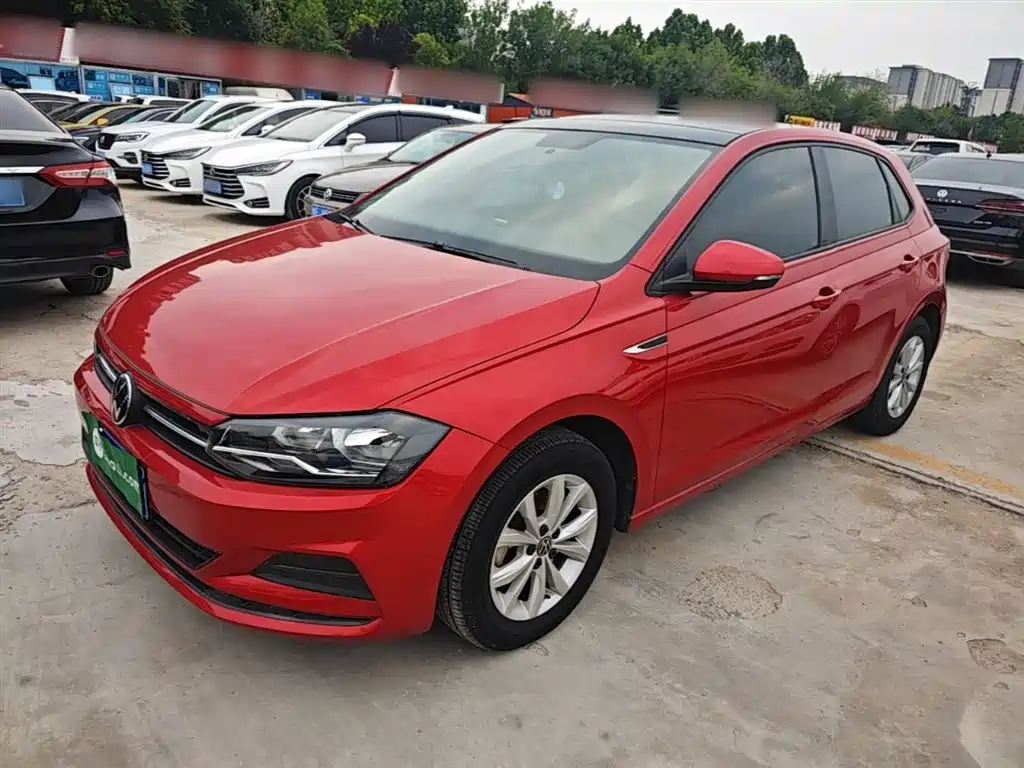 Купить Volkswagen Polo