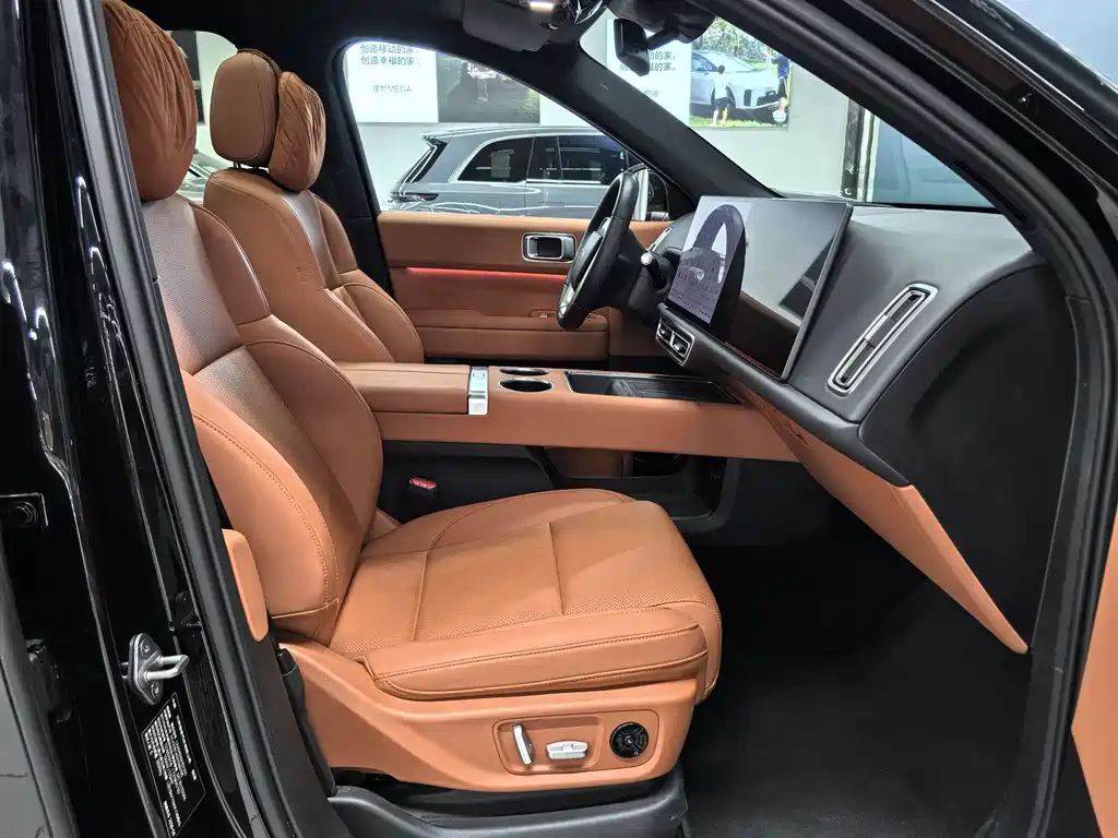 Li Auto Li L6 — миниатюра 7