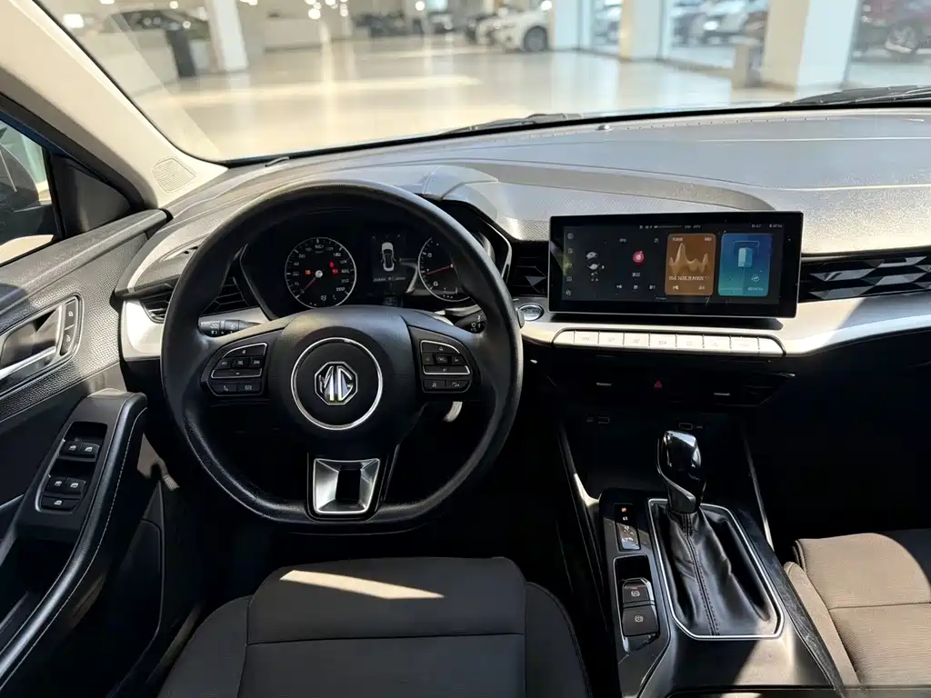 MG MG5 — миниатюра 5