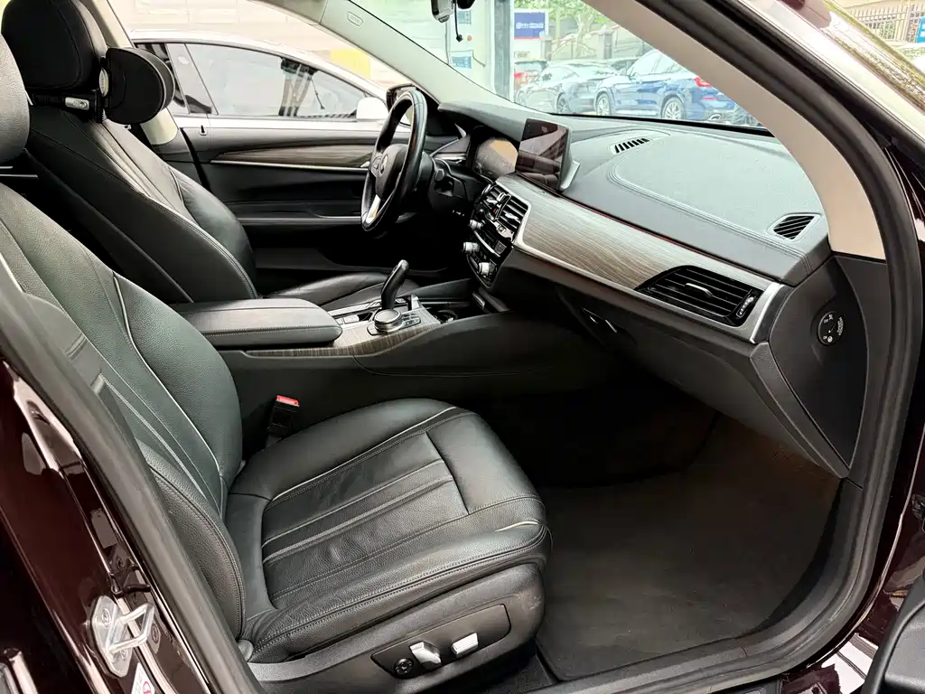 BMW 6 GT 2019 630i Luxury