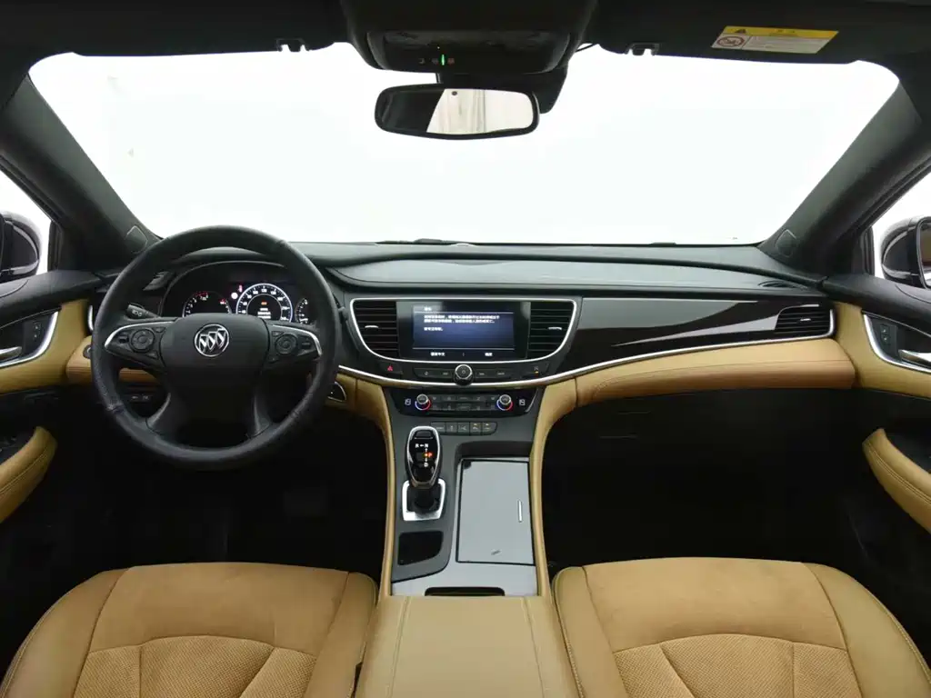 Buick LaCrosse 2021 652T Luxury