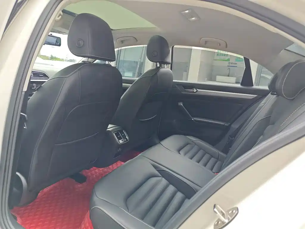 Volkswagen Lamando — миниатюра 6