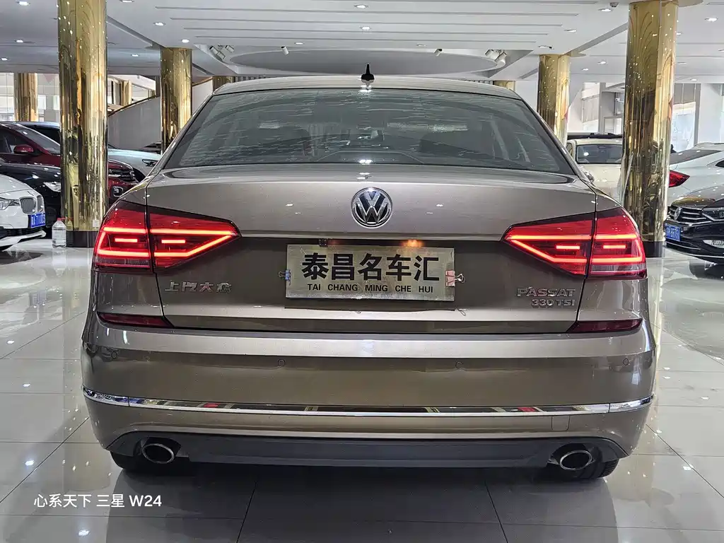 VOLKSWAGEN PASSAT