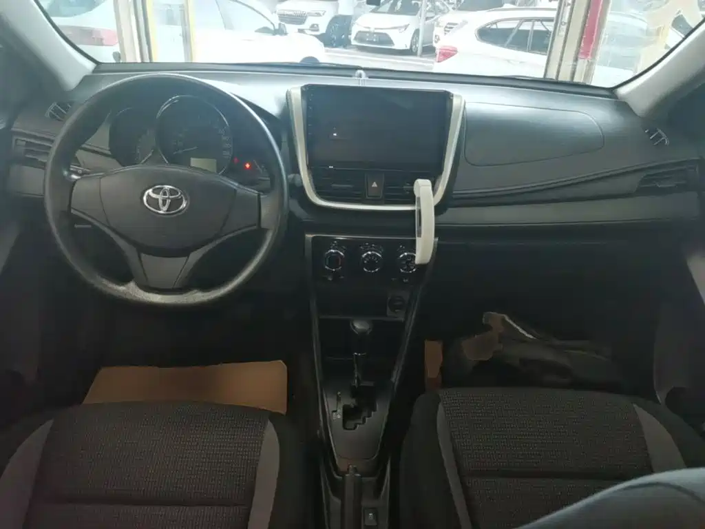 Toyota Vios — миниатюра 10