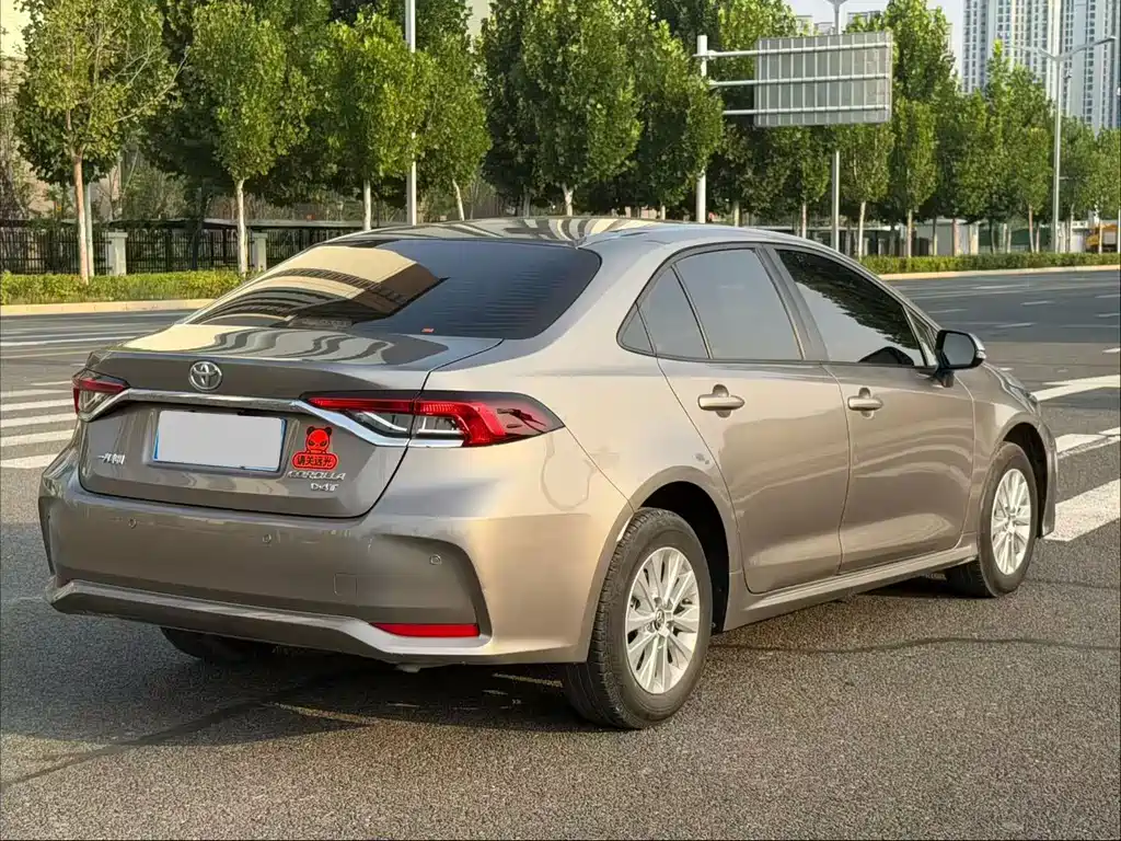 Toyota Corolla — миниатюра 9