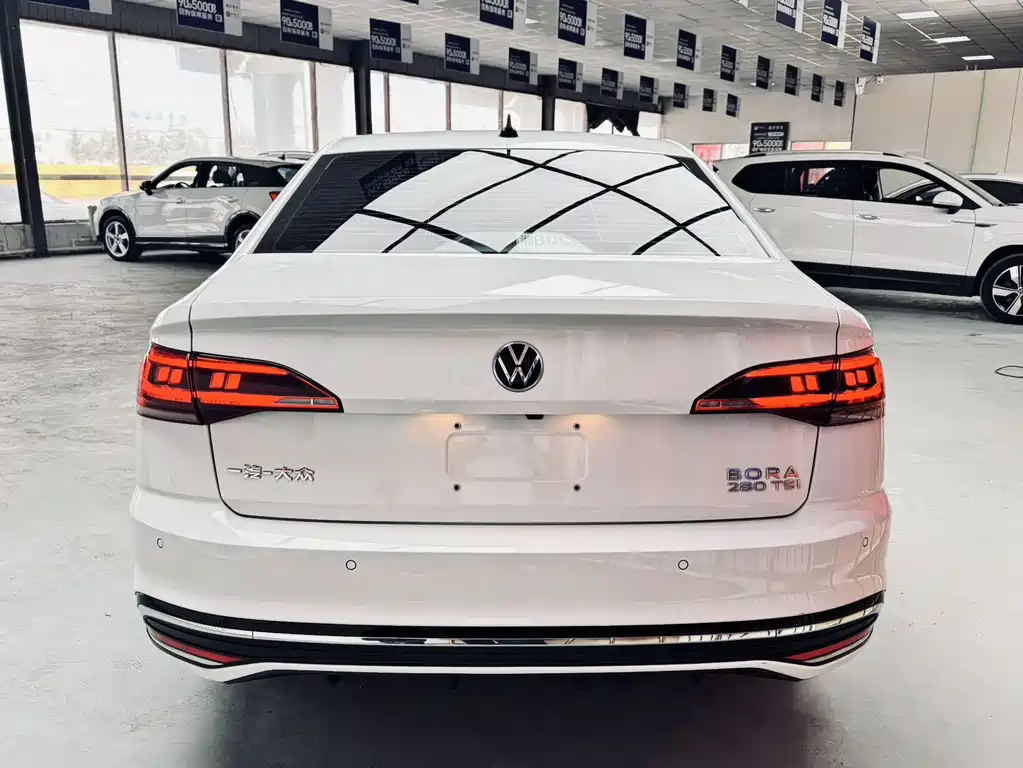 Volkswagen Bora — миниатюра 5