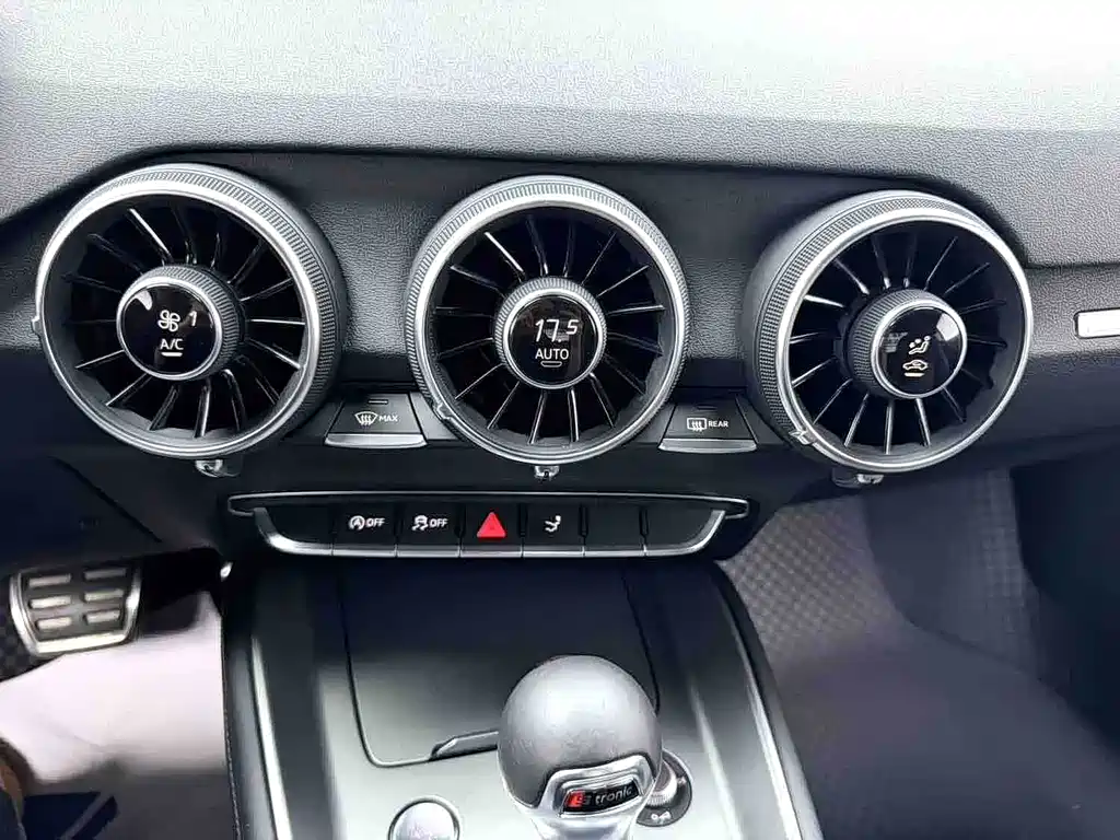 Audi TT — миниатюра 5