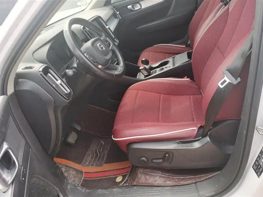 Volvo XC40 2021 T4 Fashion