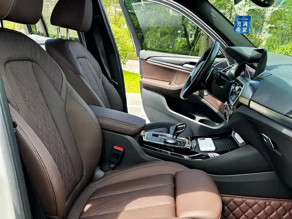 BMW X3 — миниатюра 6