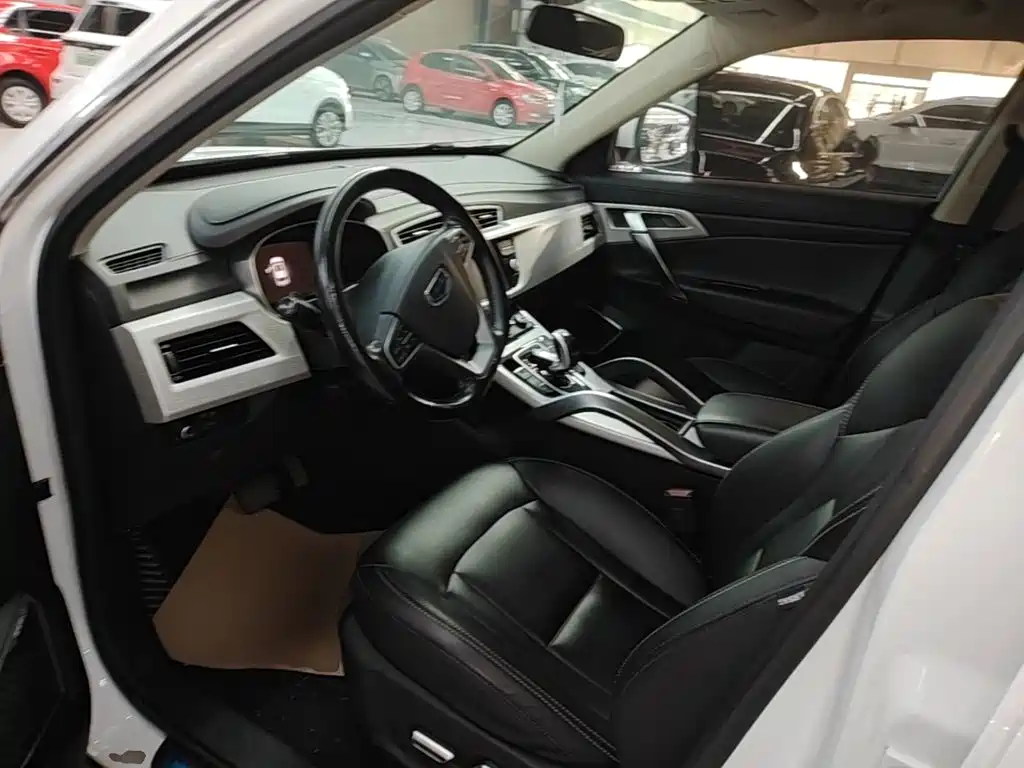 Geely Boyue — миниатюра 16