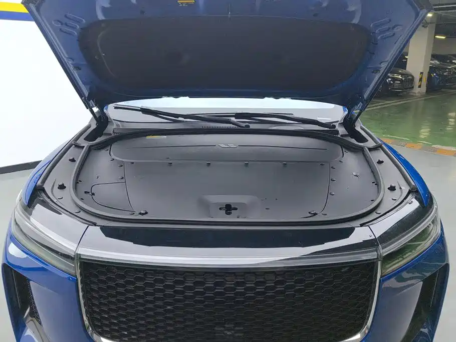 Li Auto Li ONE — миниатюра 10