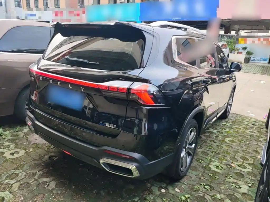 Geely Haoyue L — миниатюра 7