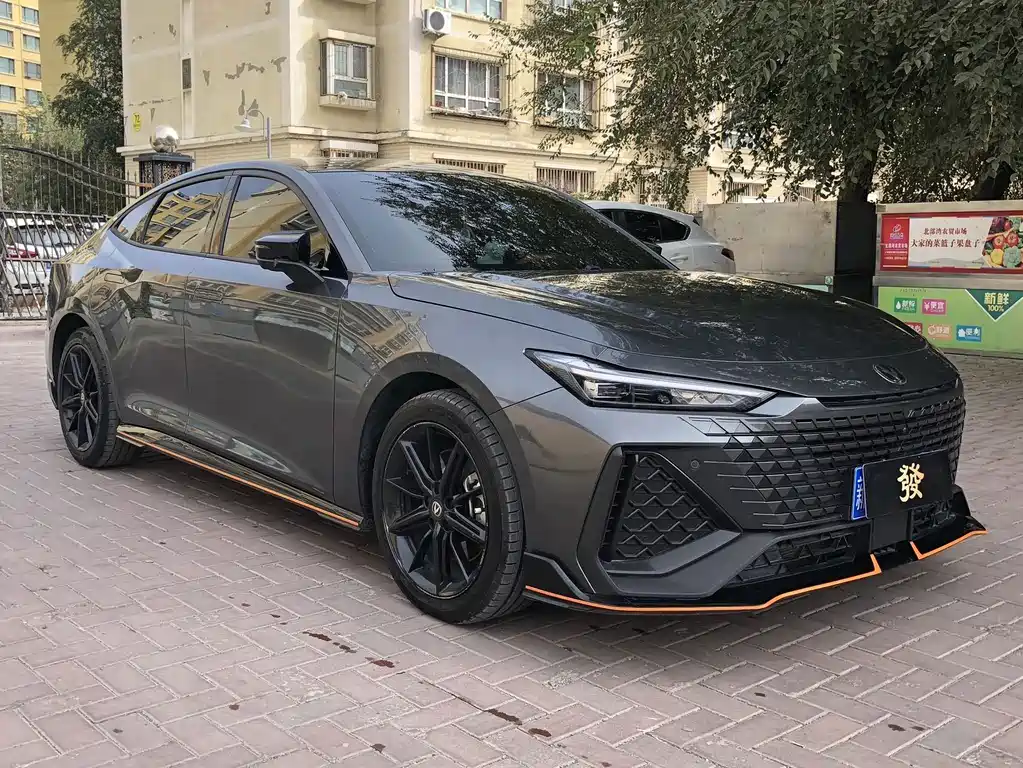 Changan UNI-V — миниатюра 3
