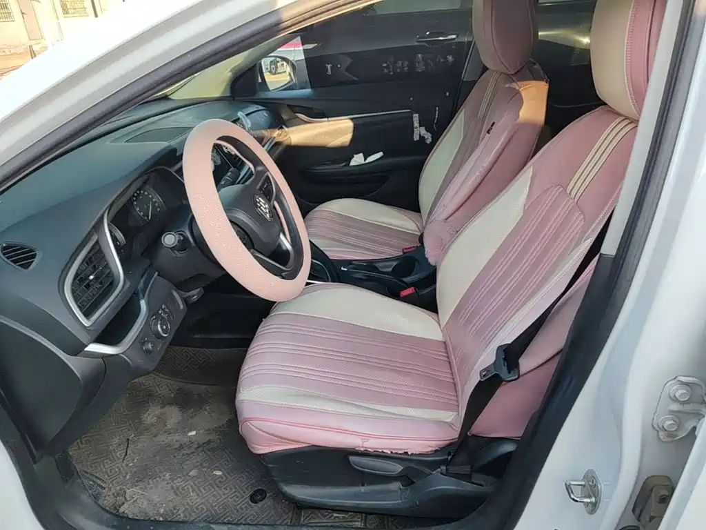 Buick Excelle — миниатюра 15