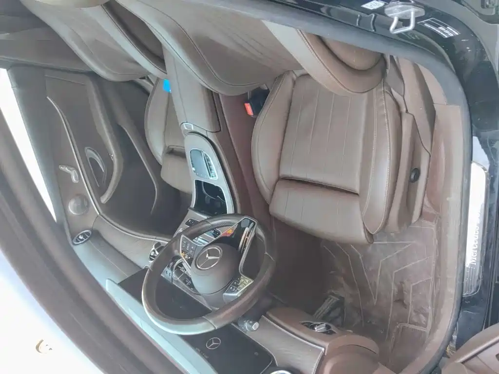 Mercedes-Benz E-Class — миниатюра 4