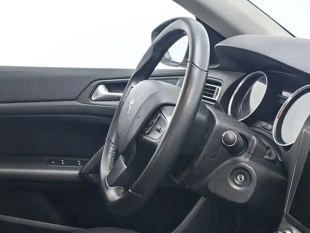 Peugeot 408 — миниатюра 22