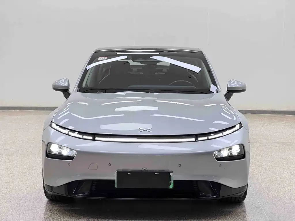 XPeng P7 — миниатюра 2