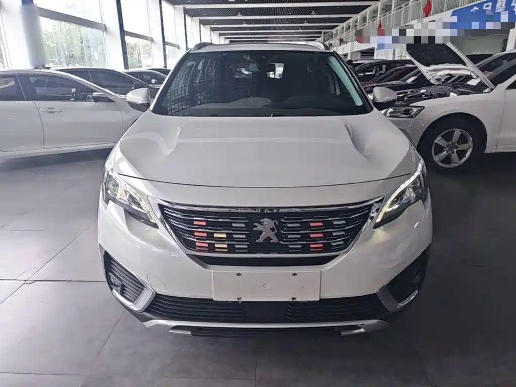 Peugeot 5008 — миниатюра 3