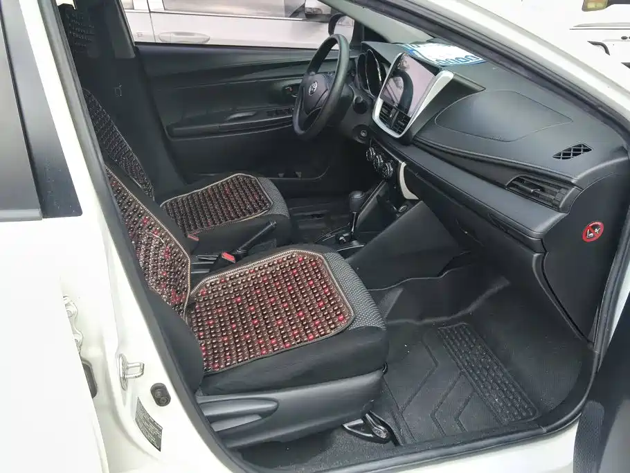 Toyota Vios FS — миниатюра 8