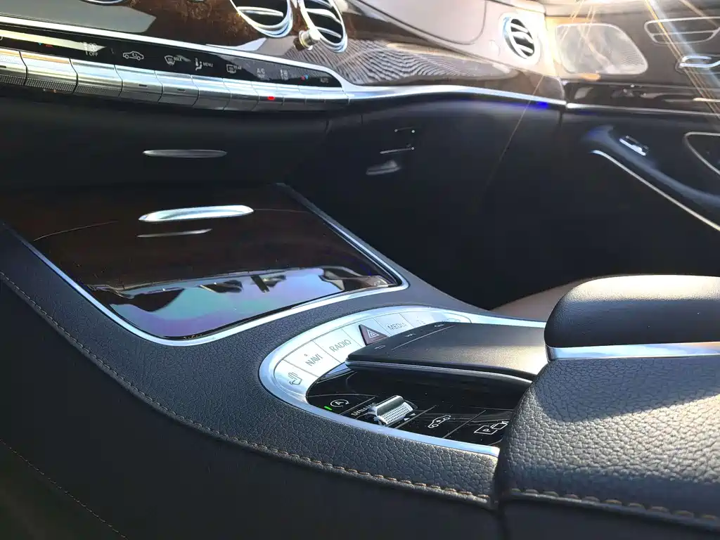 MERCEDES-BENZ S CLASS