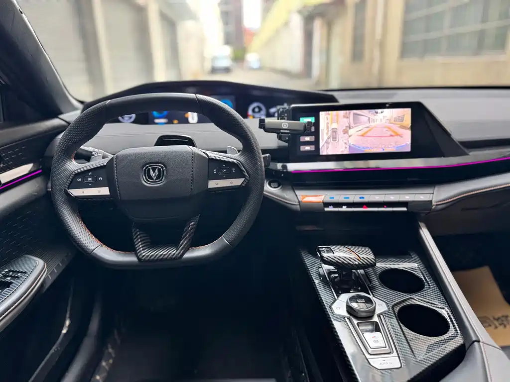 Changan UNI-V — миниатюра 6