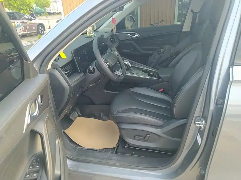 Roewe RX5 — миниатюра 15