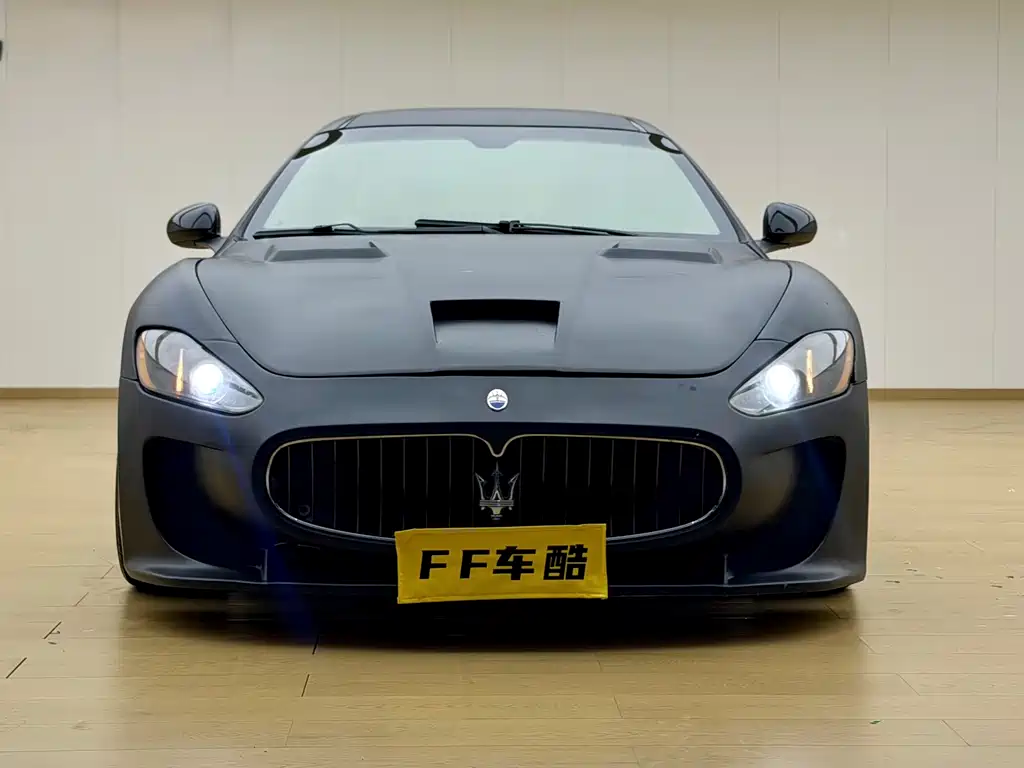 Maserati GranTurismo — миниатюра 5